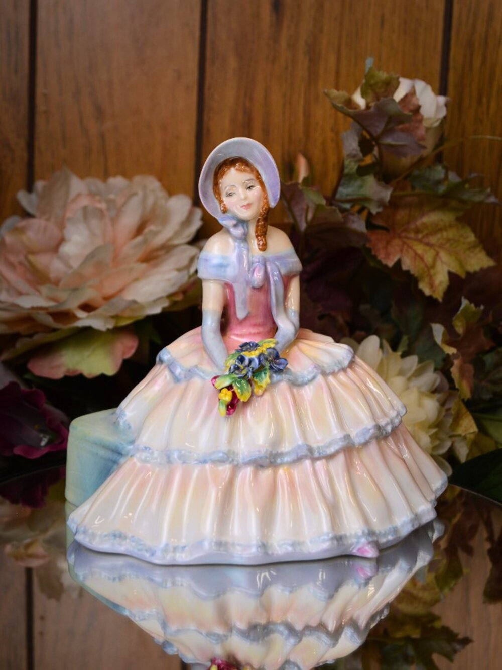 Royal Doulton Daydreams Figurine - HN 1731 Mid Century Production